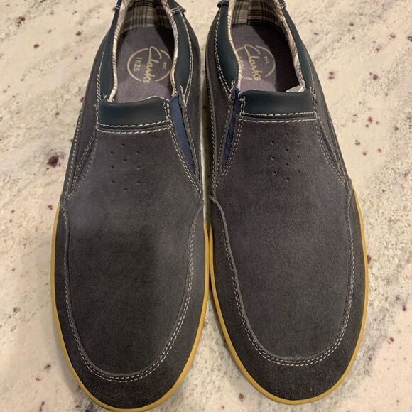 Clarks Mens Blue Suede Slip On Shoes sz 13 NWOT